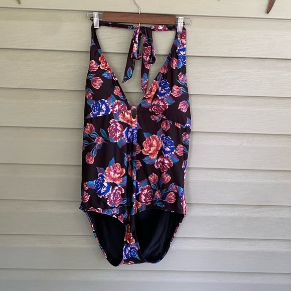 Modcloth Black Floral Halter bathing suit One Piece Swimsuit chic low cut sz 2X - Picture 8 of 15